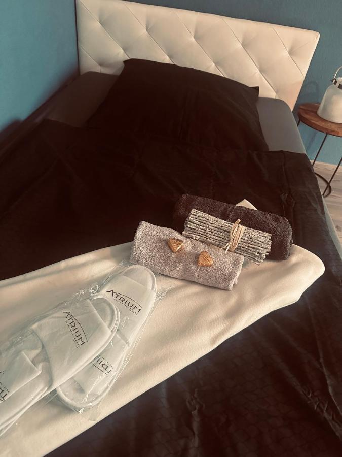 4 Zimmer 11 Personen Wohnung Garten Terrasse Grill 2 Badezimmer Wuppertal Eksteriør billede