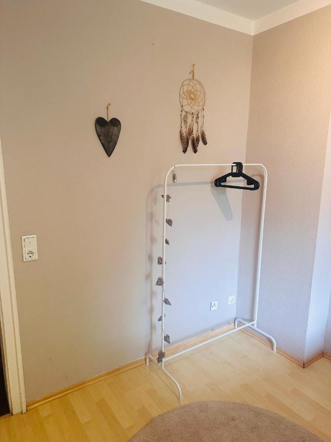 4 Zimmer 11 Personen Wohnung Garten Terrasse Grill 2 Badezimmer Wuppertal Eksteriør billede