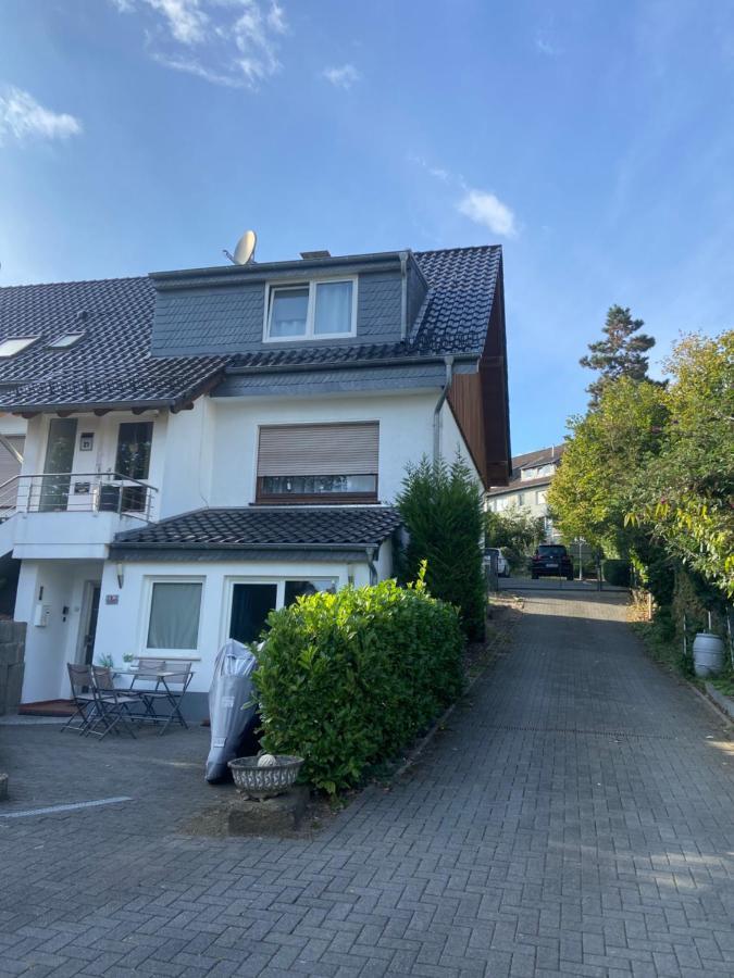 4 Zimmer 11 Personen Wohnung Garten Terrasse Grill 2 Badezimmer Wuppertal Eksteriør billede